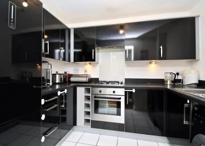 Elegant, Spacious 2Bed In Crystal Palace, London
